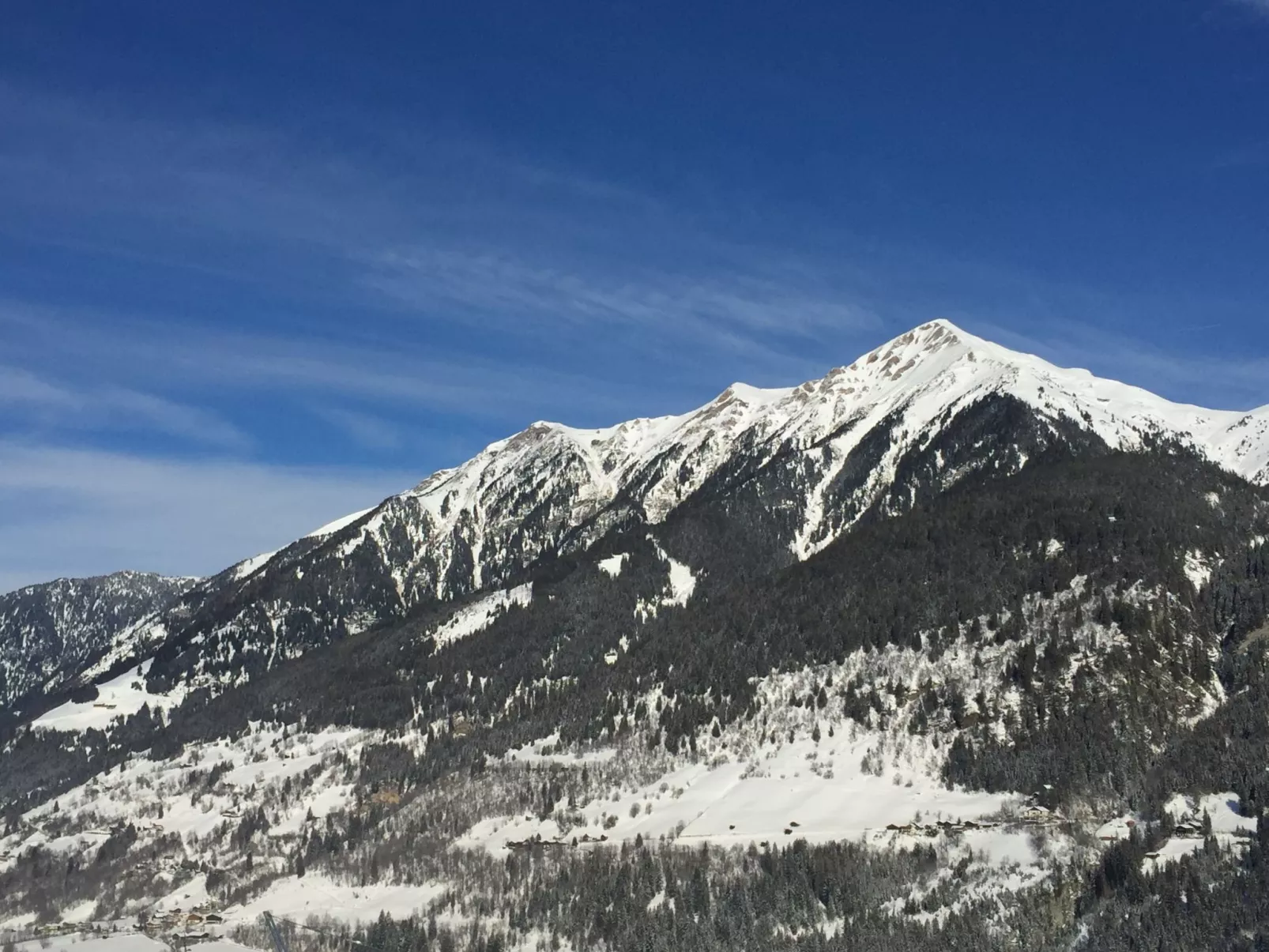 Unser Glück in den Bergen-Buiten