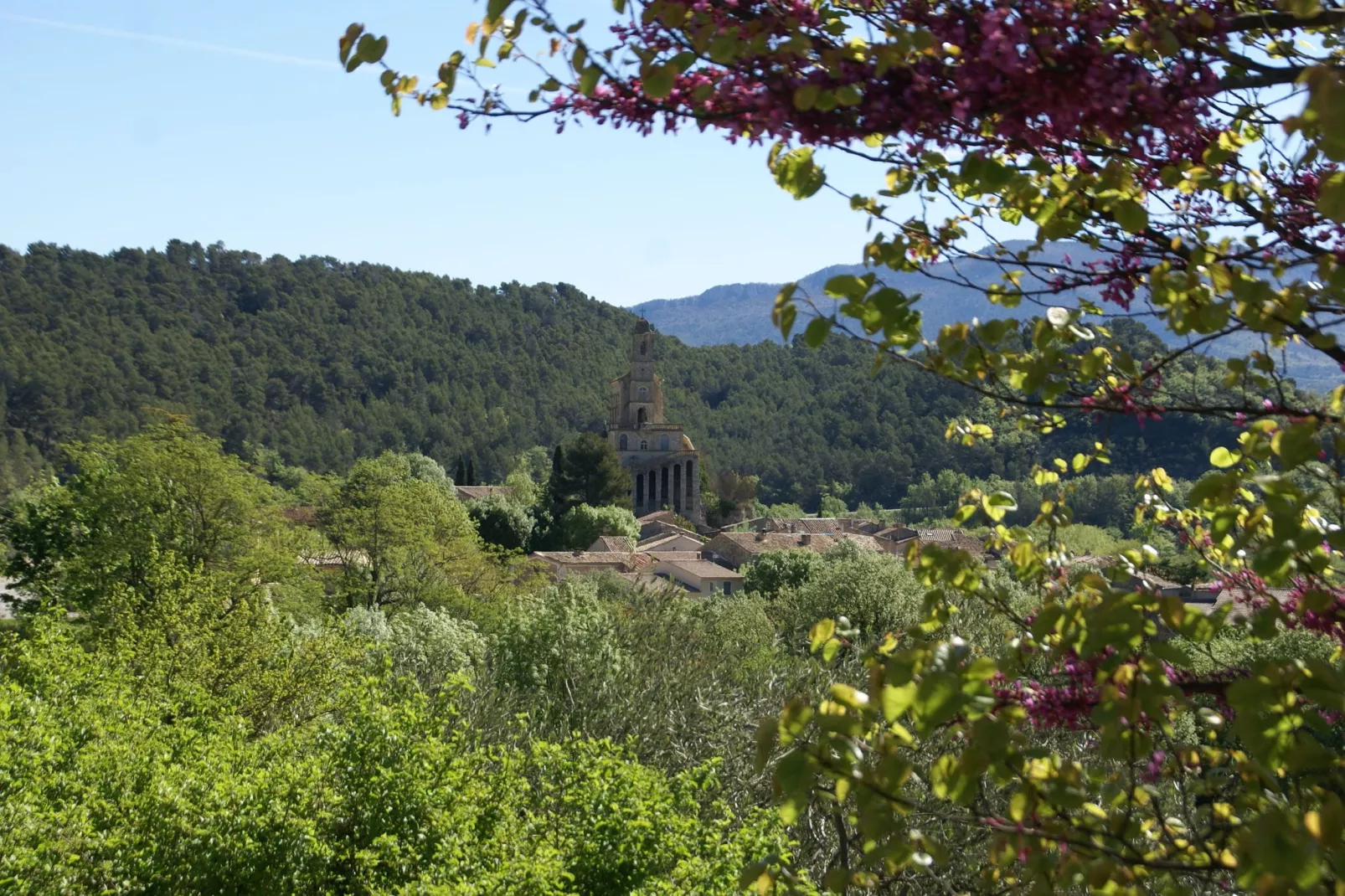 Appartement - MONTBRUN-LES-BAINS-Gebieden zomer 5km