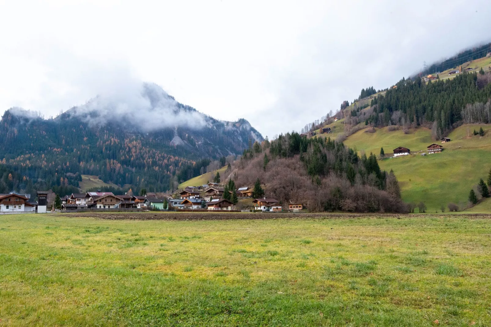 Appartement Zillertal Alpen A-Uitzicht zomer