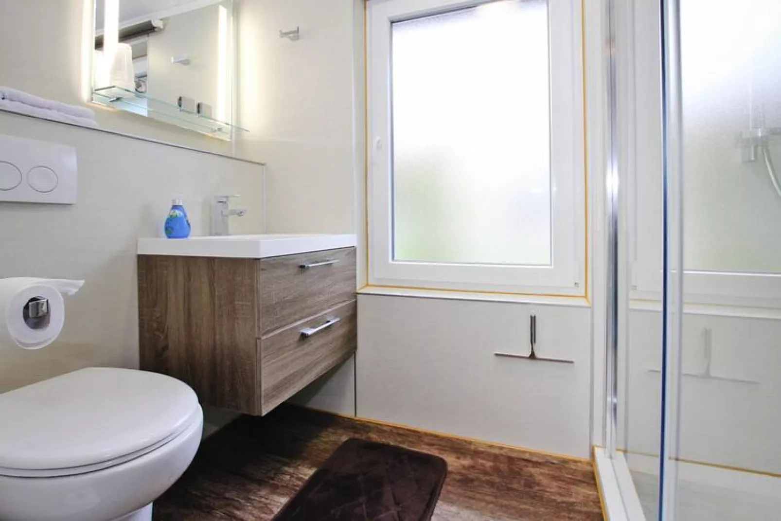 Ferienhaus Vieting direkt am Eldeufer in Parchim-Badkamer
