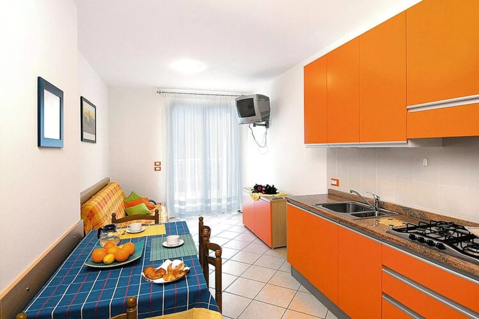 Residence Fenix, Bibione Spiaggia-Bilo-Keuken