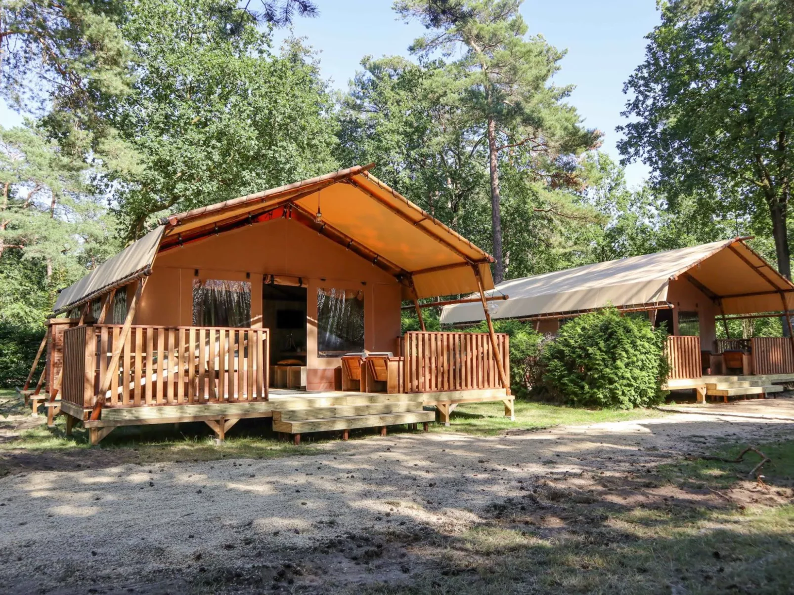 Lodgetent 5-Buiten
