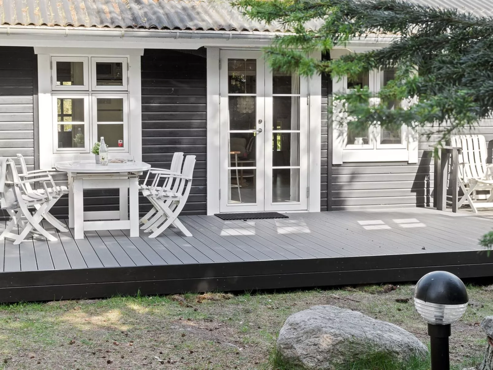 "Arild" - 10m from the sea-Buiten