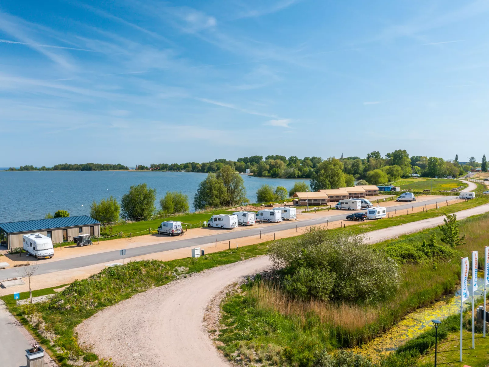 Cube Elite 6-Buiten