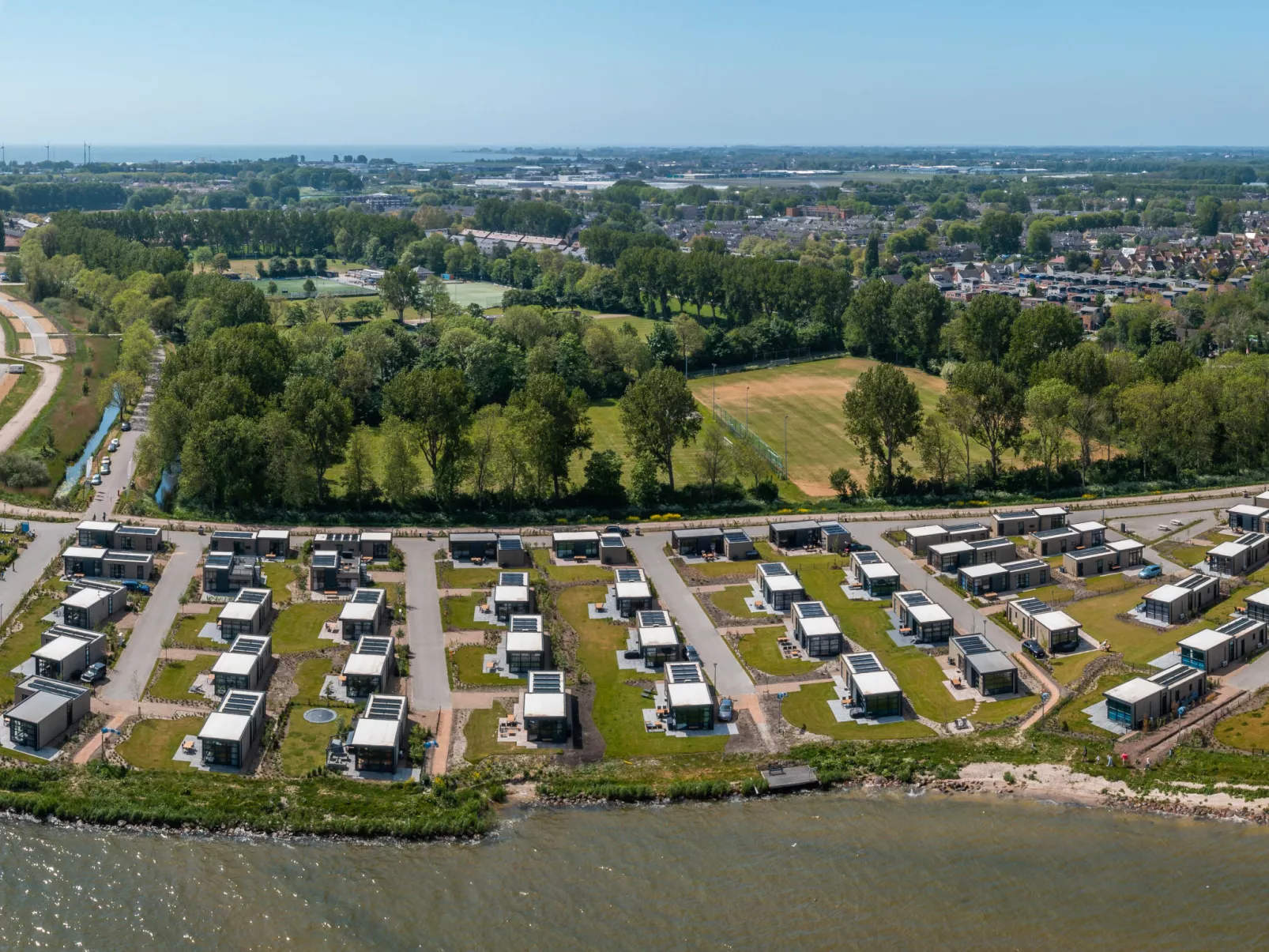 Cube Elite 6-Buiten