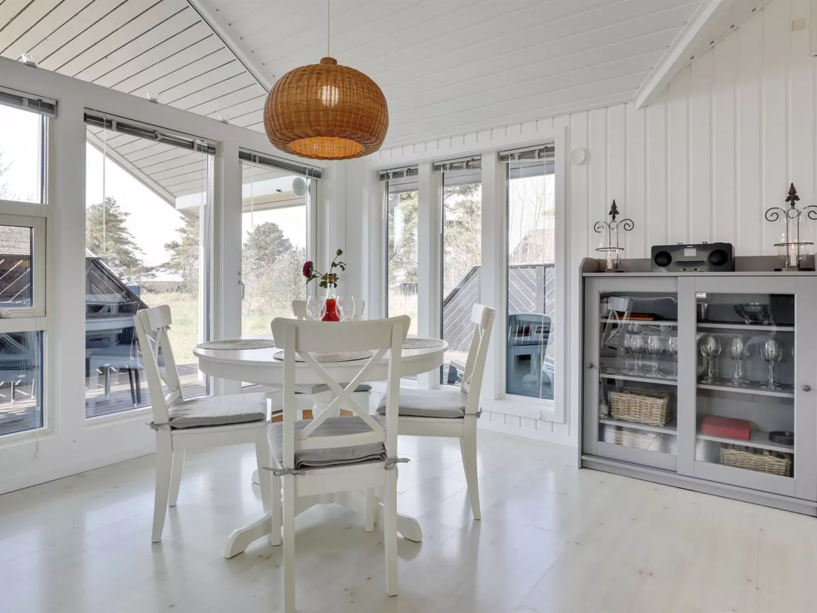 "Greta" - 200m from the sea-Binnen