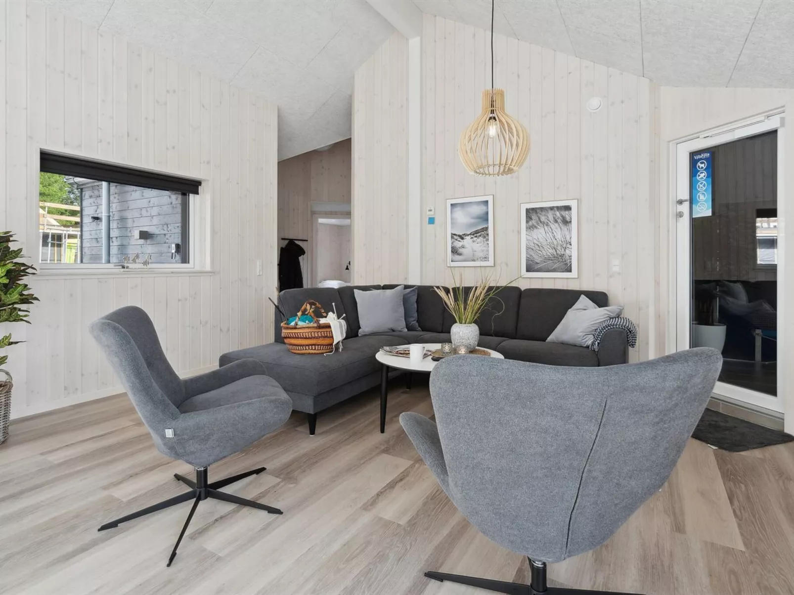 "Sitka" - 3.5km from the sea-Binnen