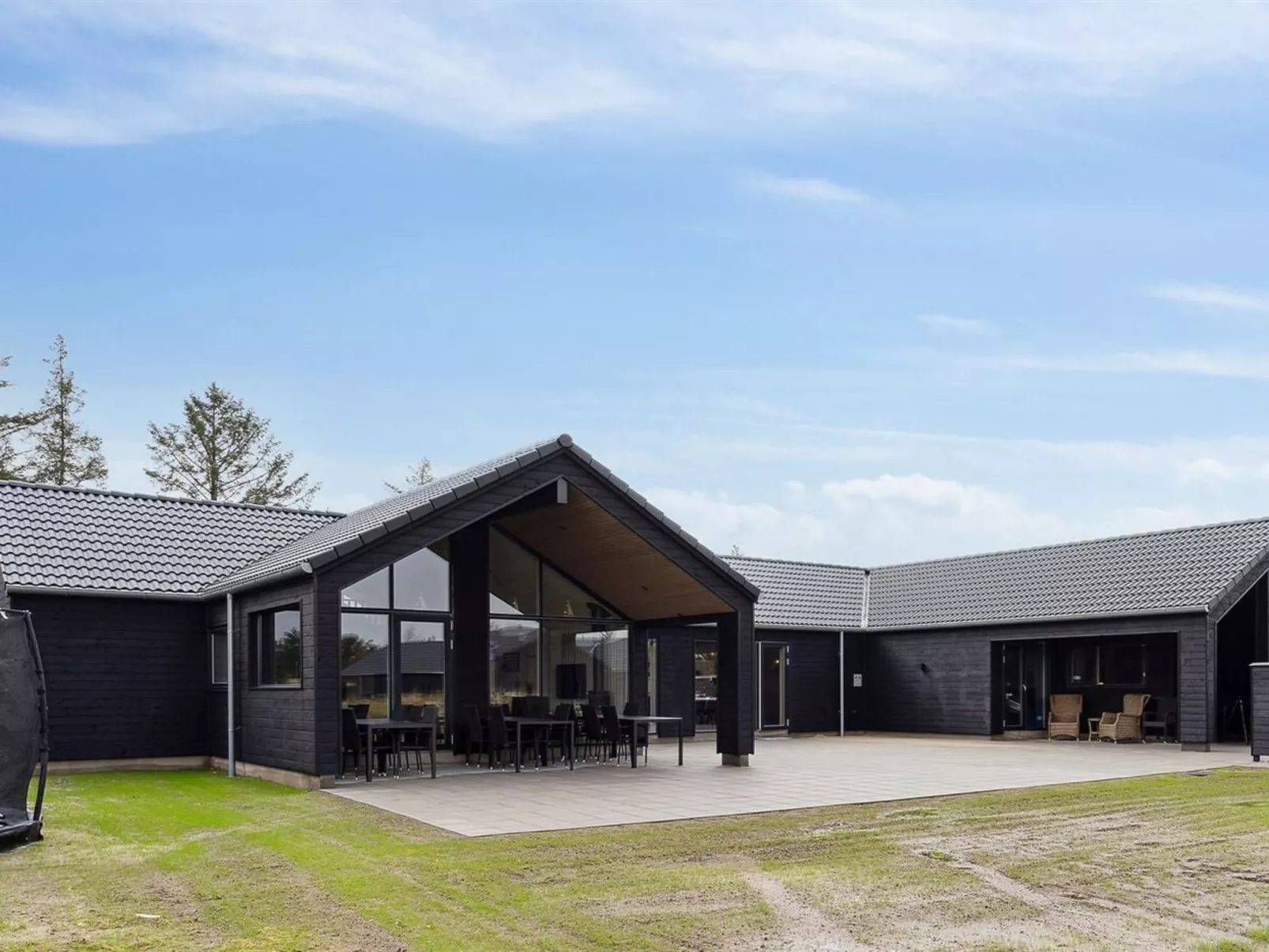 "Sitka" - 3.5km from the sea-Binnen