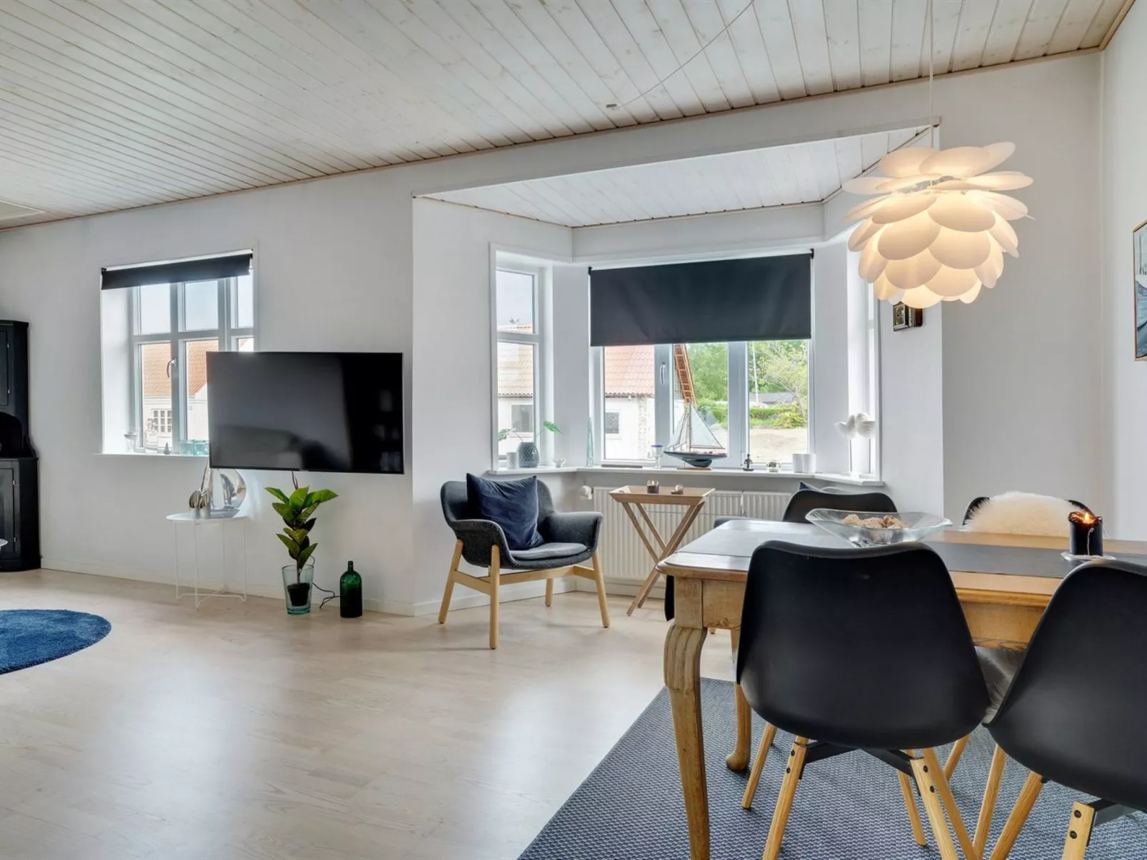"Neno" - 2.2km from the sea-Binnen