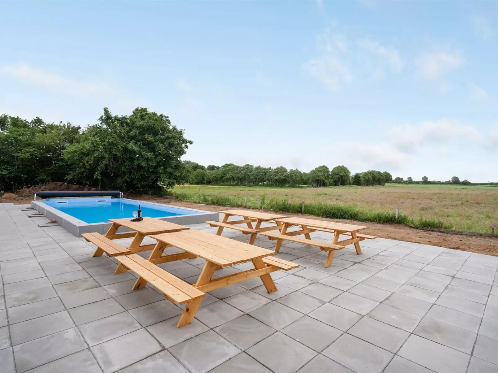 "Melin" - 7km from the sea-Buiten