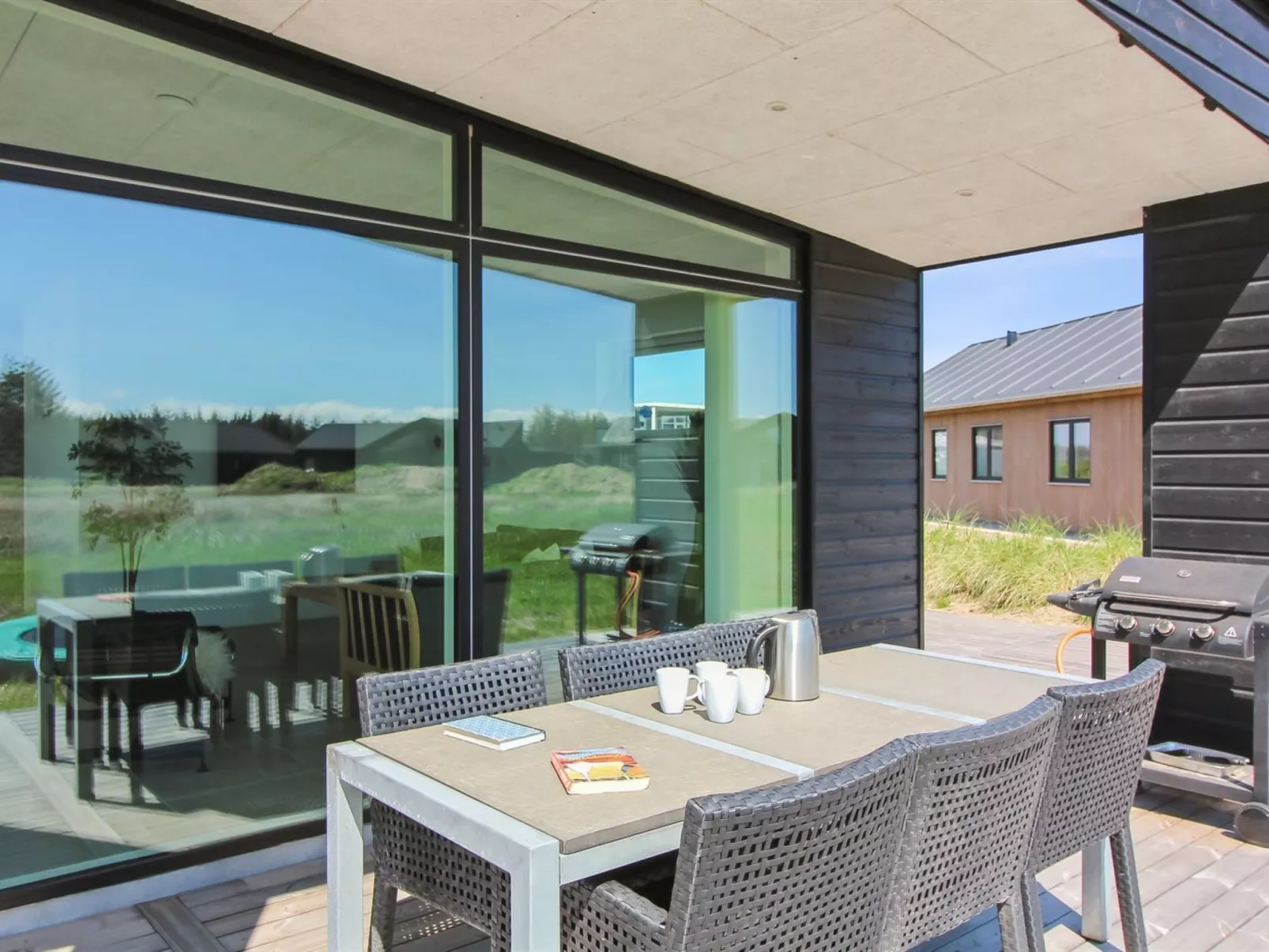 "Tuuli" - 950m from the sea in NW Jutland-Buiten