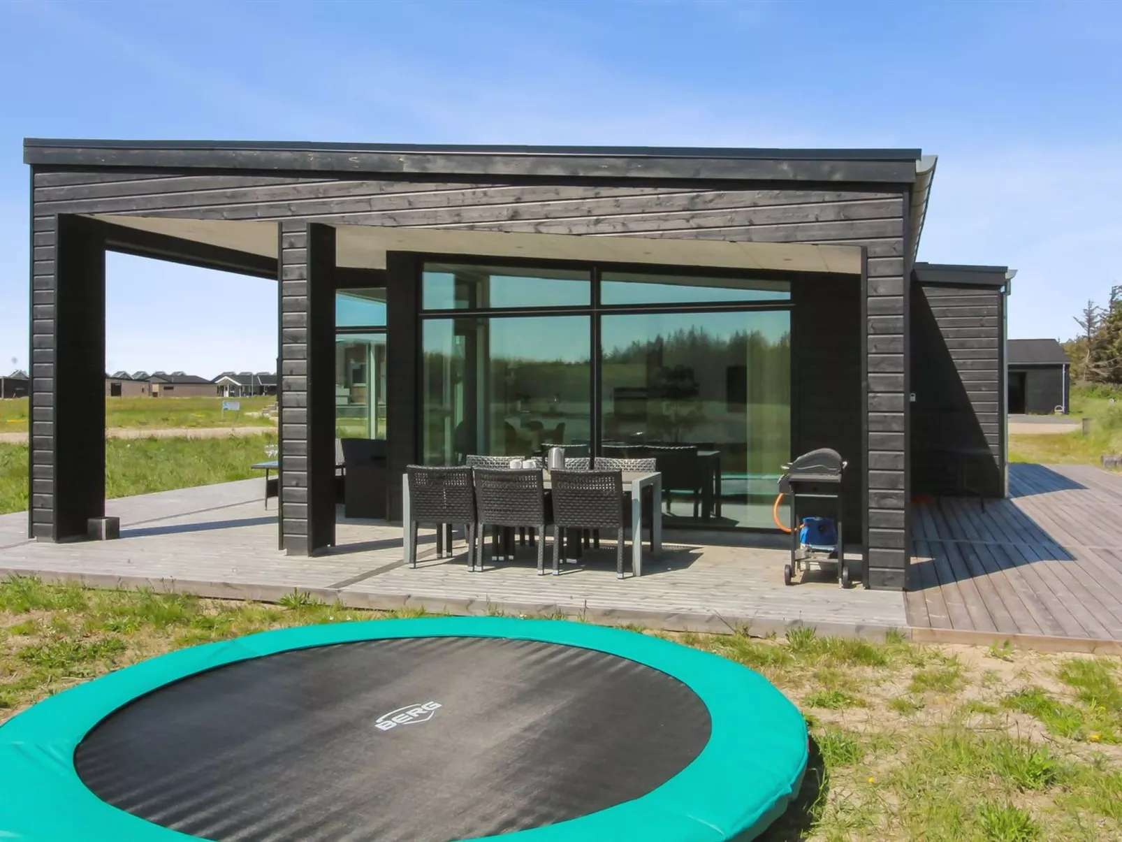 "Tuuli" - 950m from the sea in NW Jutland-Buiten