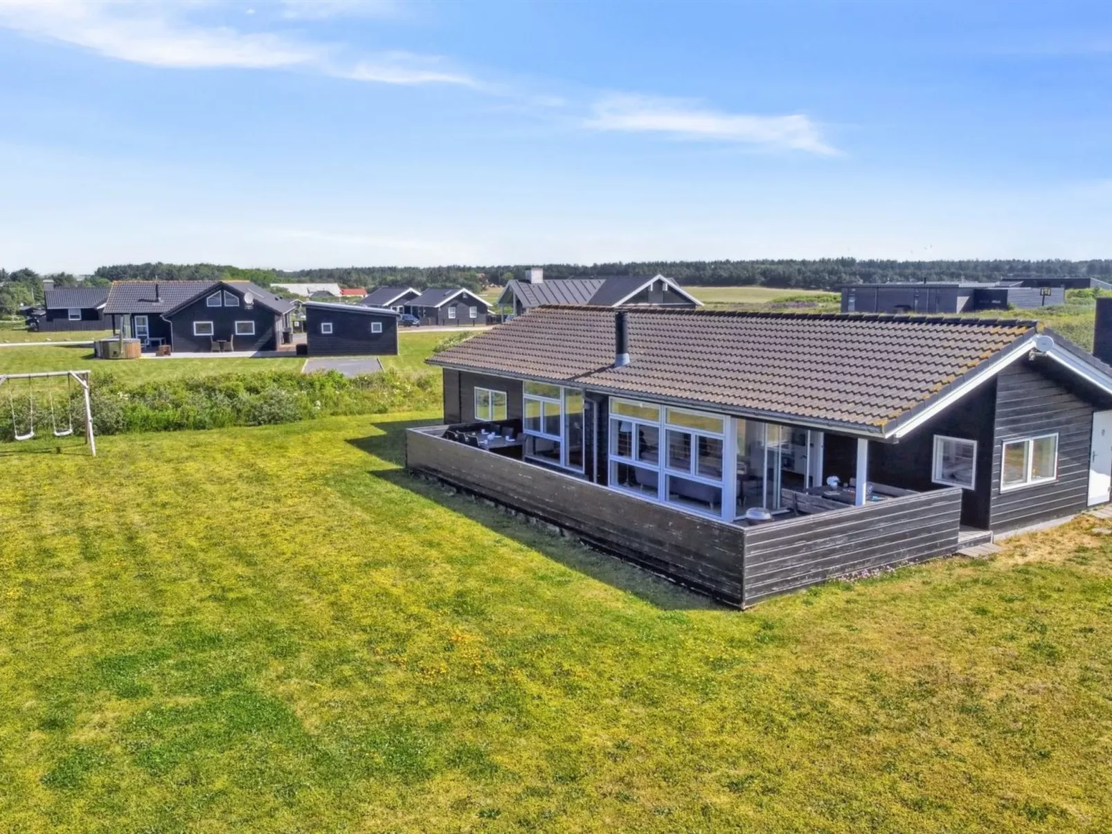 "Heidy" - 450m from the sea-Buiten