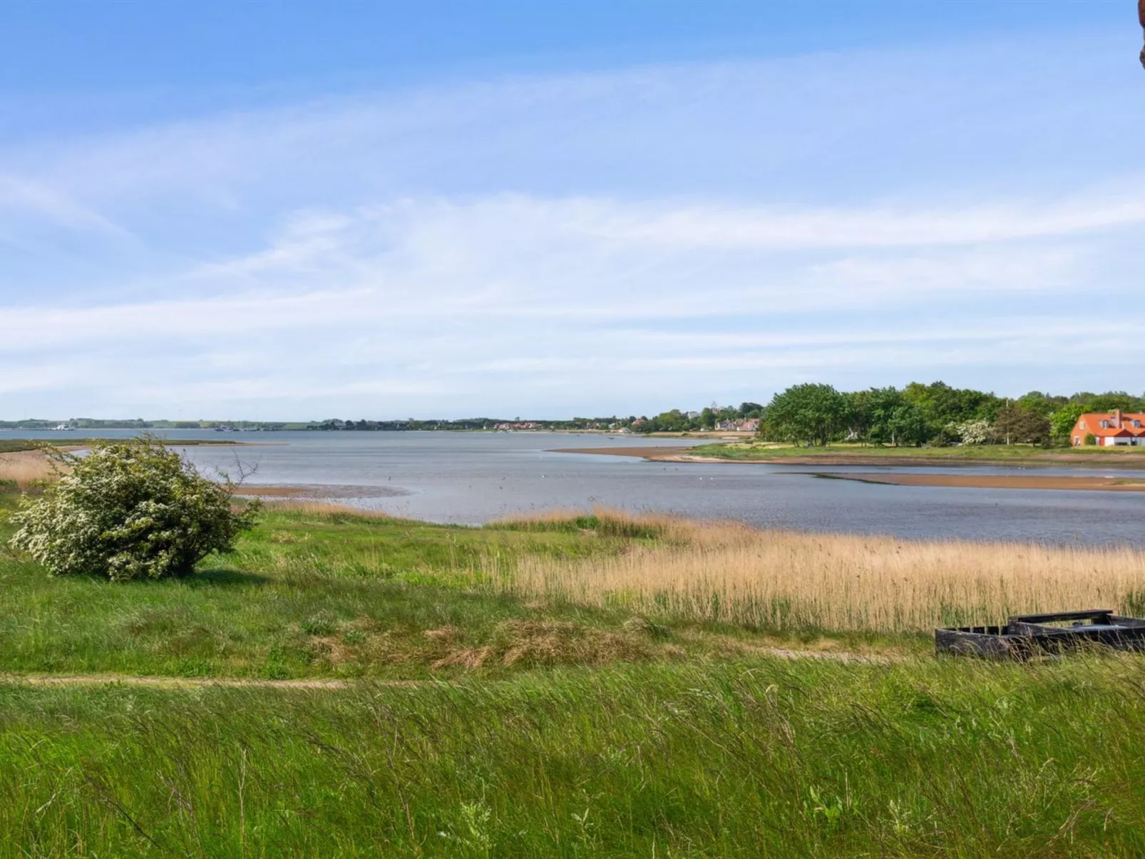 "Swaantje" - 150m to the inlet-Buiten