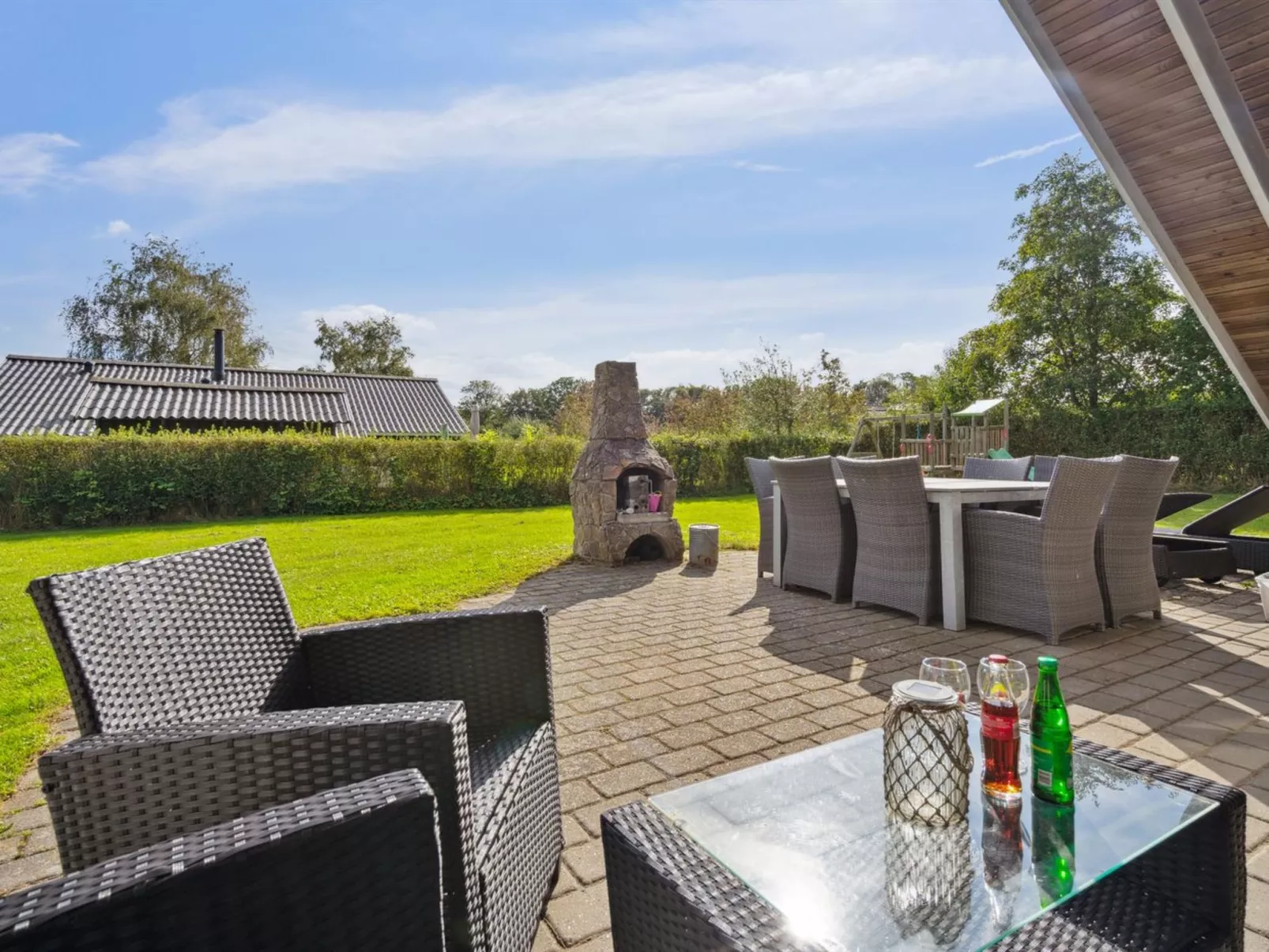"Frosina" - 300m from the sea-Buiten