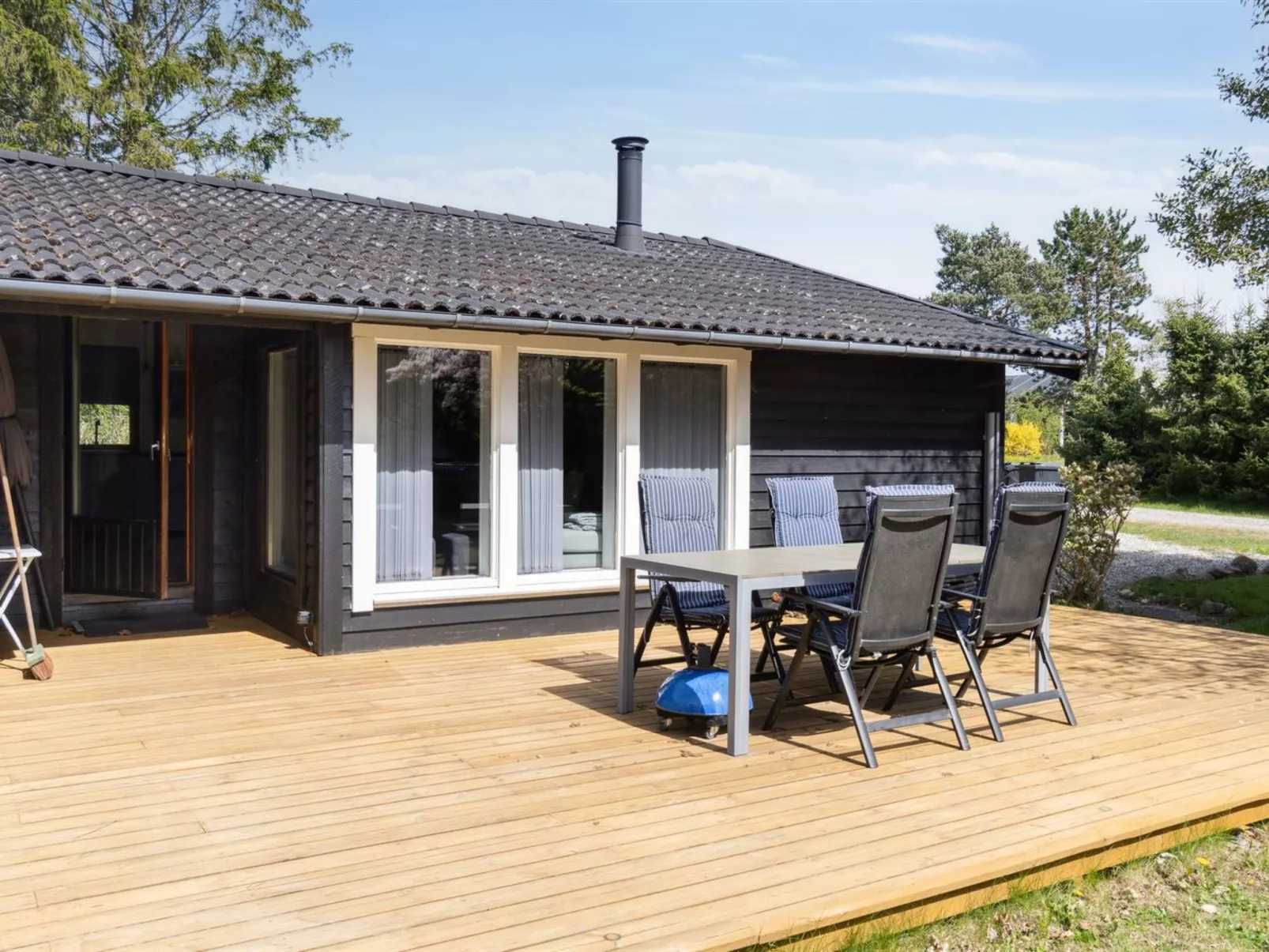 "Duran" - 4.1km from the sea-Buiten