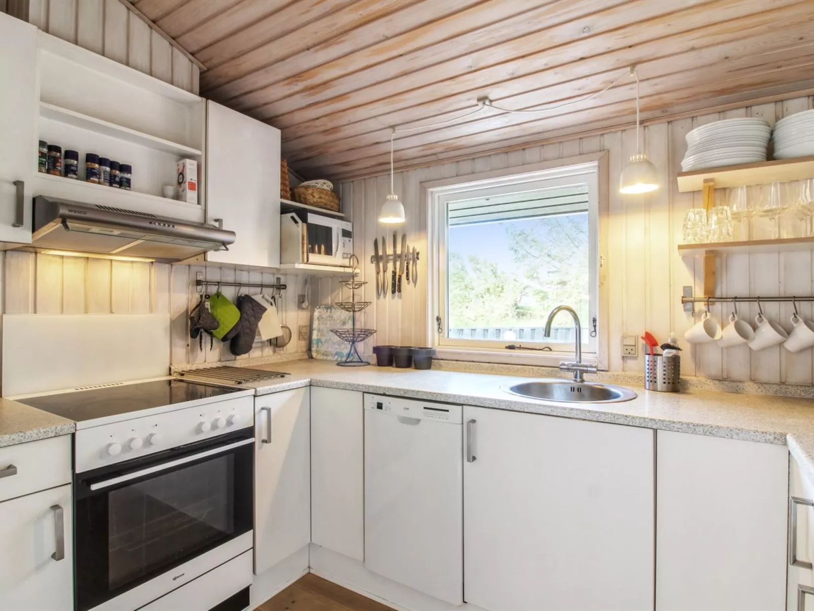 "Apsolon" - 600m from the sea-Binnen