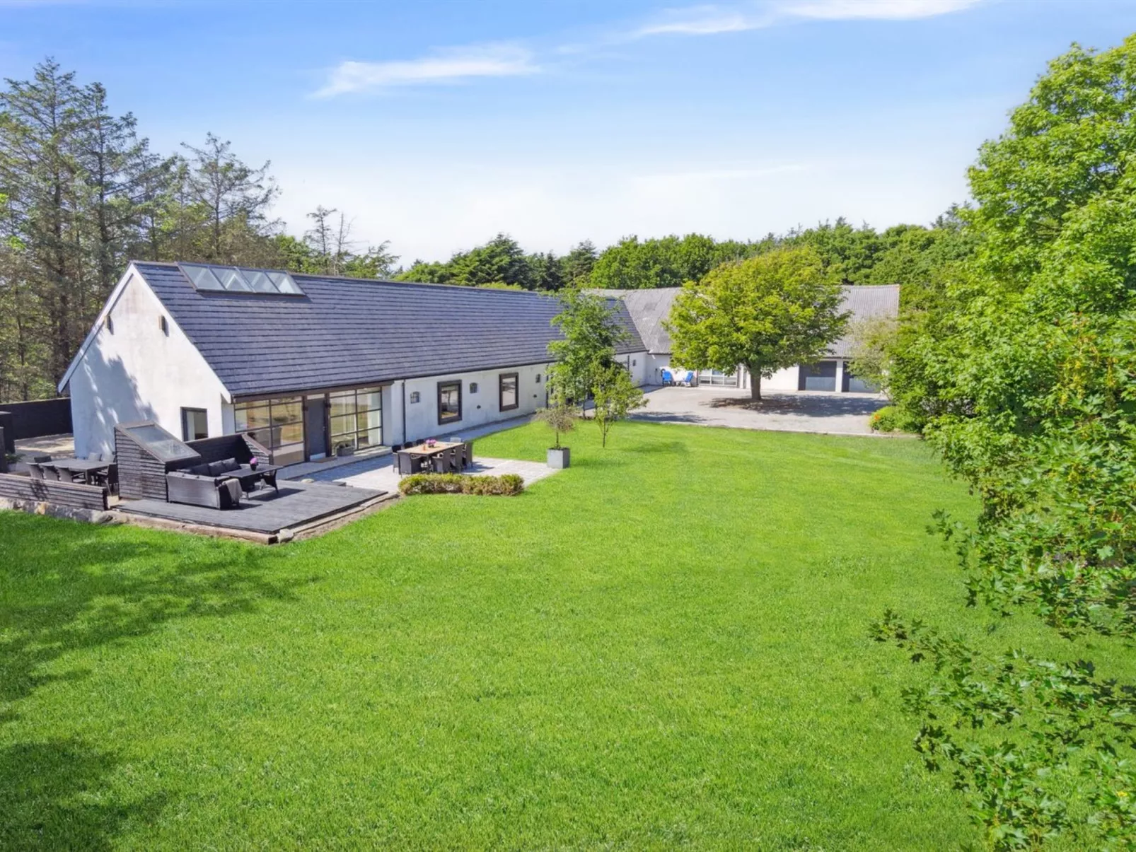 "Thilo" - 2.3km from the sea-Buiten