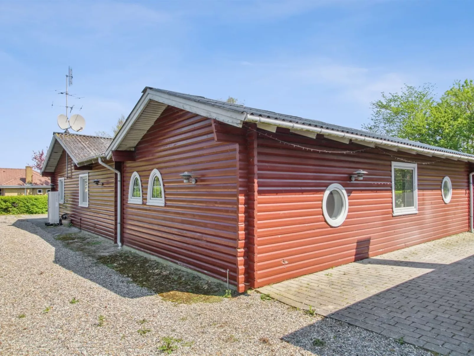 "Aku" - 24km from the sea-Buiten