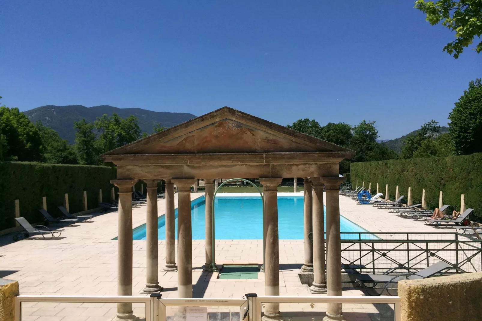 Au château près du Ventoux V-Zwembad