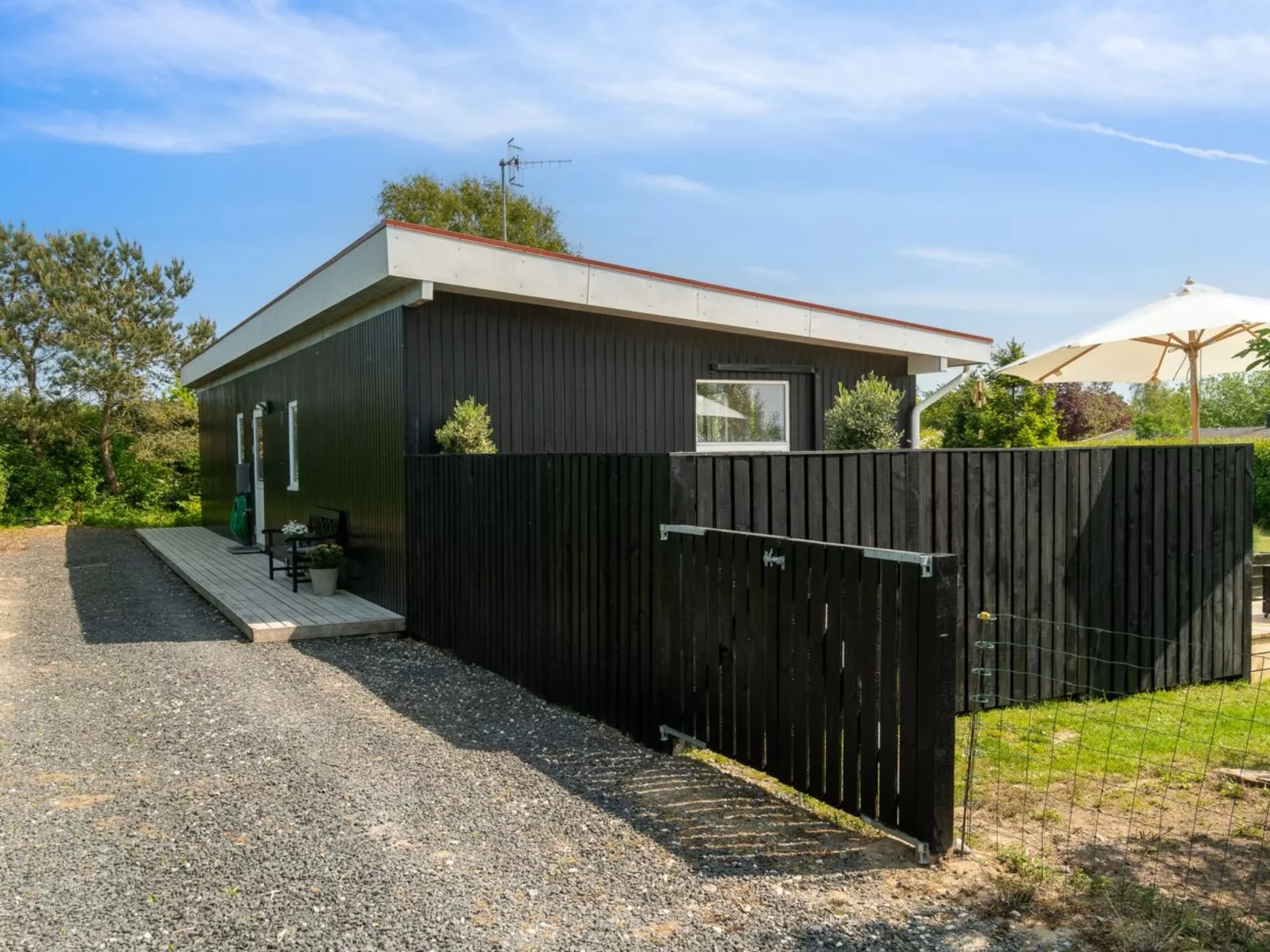 "Stygge" - 400m from the sea-Buiten