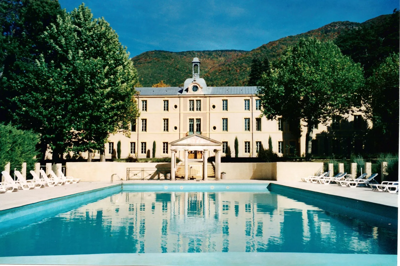 Au château près du Ventoux V-Buitenkant zomer