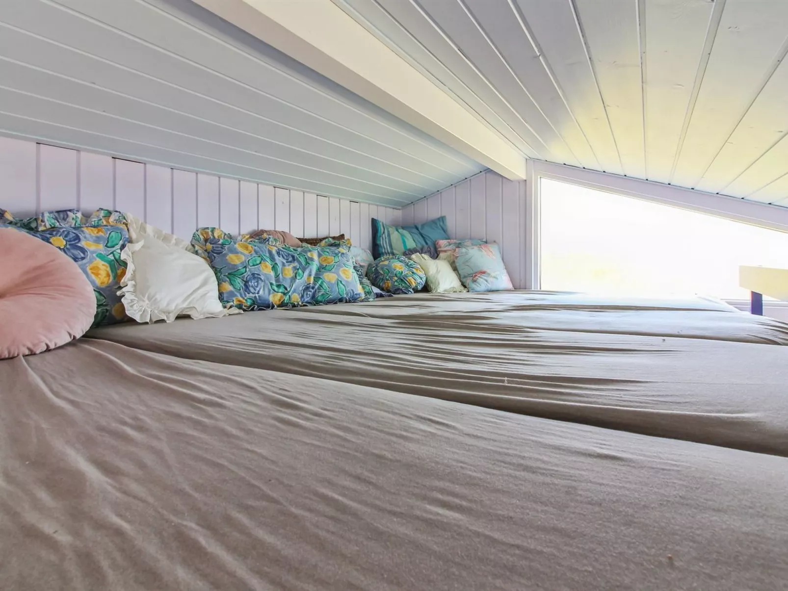 "Joske" - 50m from the sea-Binnen