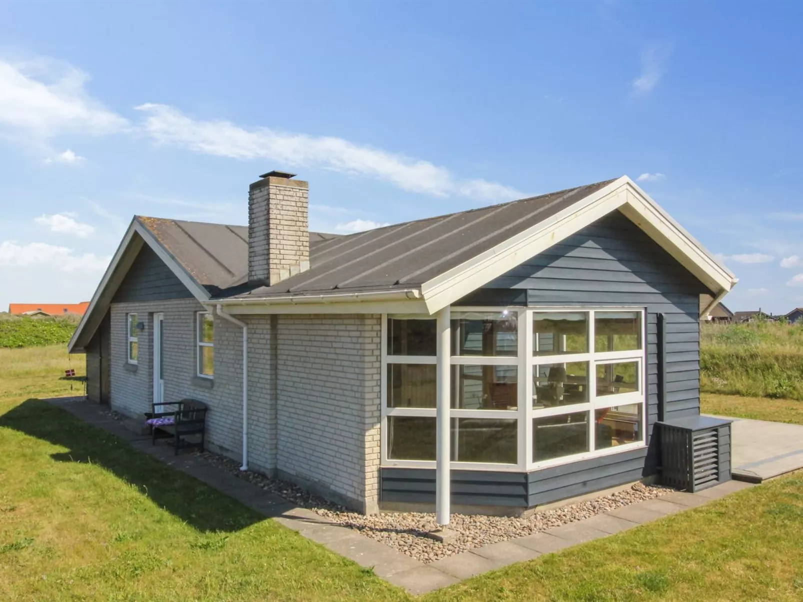 "Thomsen" - 475m from the sea-Buiten