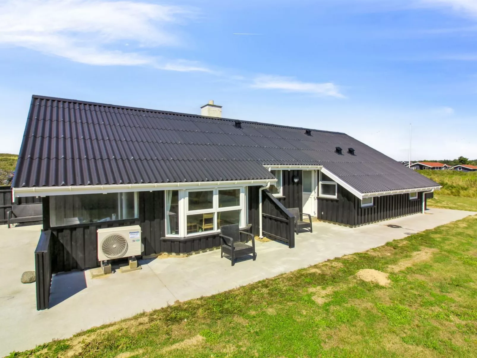 "Iida" - 100m from the sea-Buiten