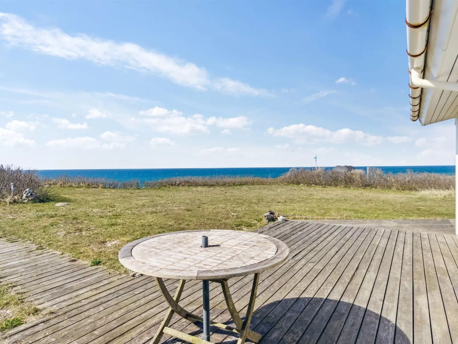 "Normand" - 50m from the sea-Buiten
