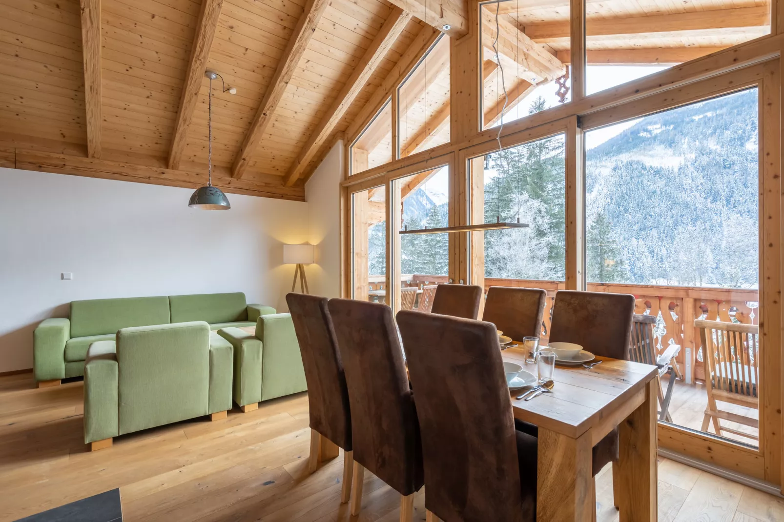 Chalet Trattenbach-Eetkamer