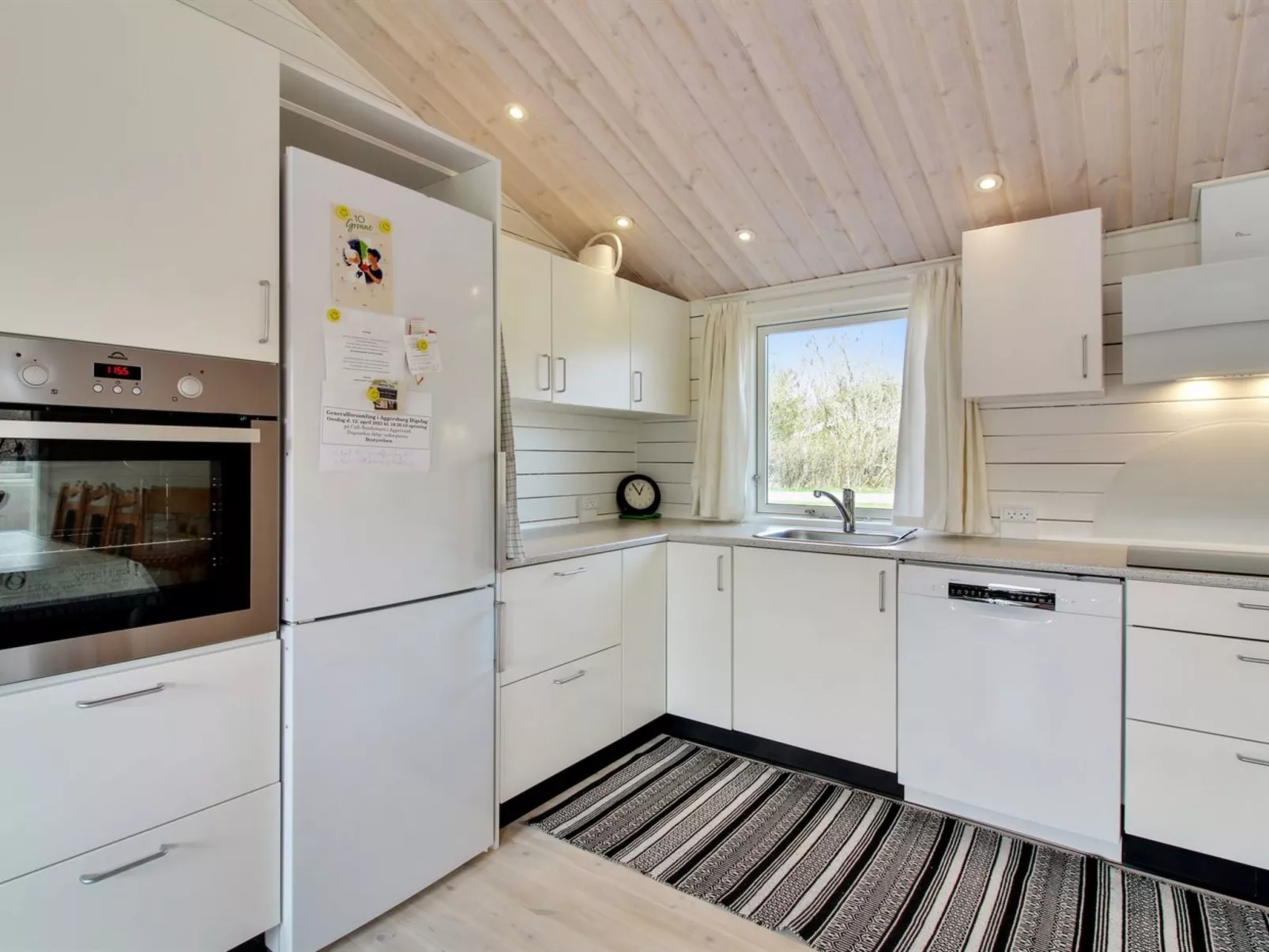 "Thorsten" - 500m from the sea-Binnen