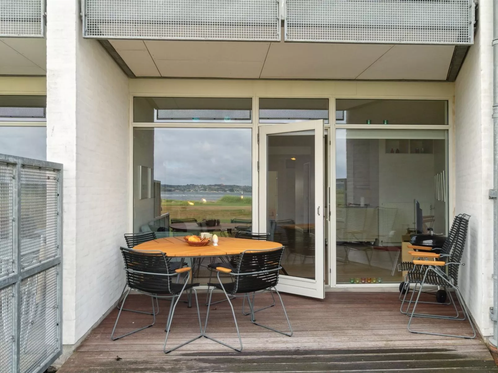 "Geert" - 25m from the sea-Buiten
