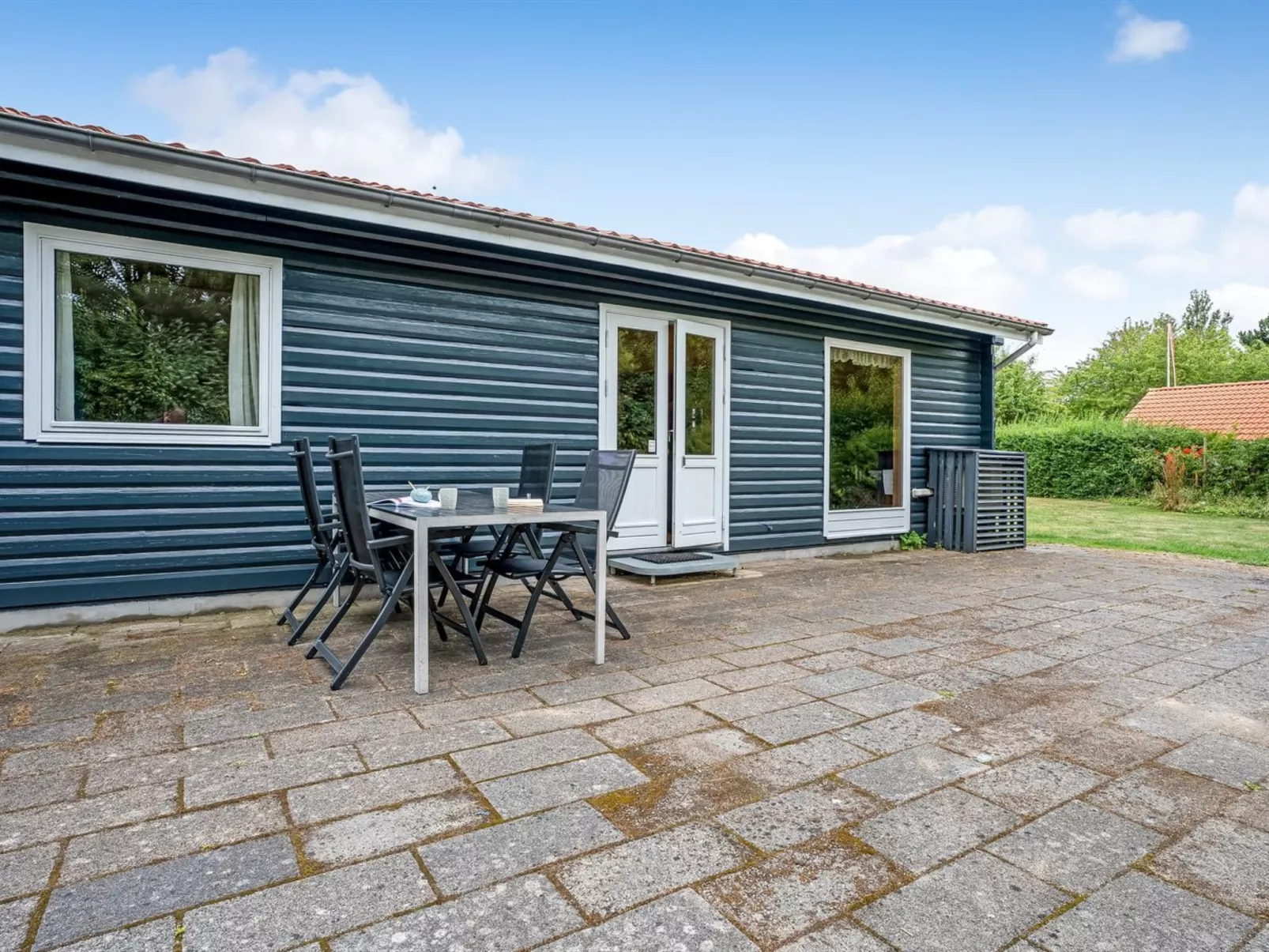 "Rikhard" - 75m from the sea-Buiten