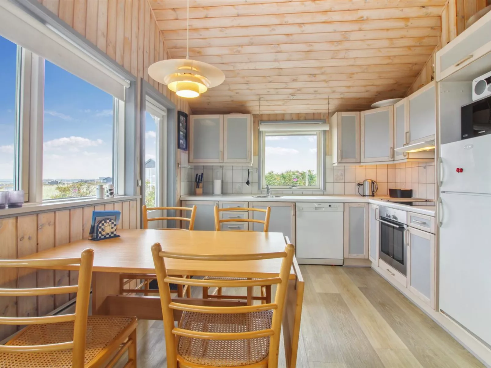 "Dorit" - 100m from the sea-Buiten