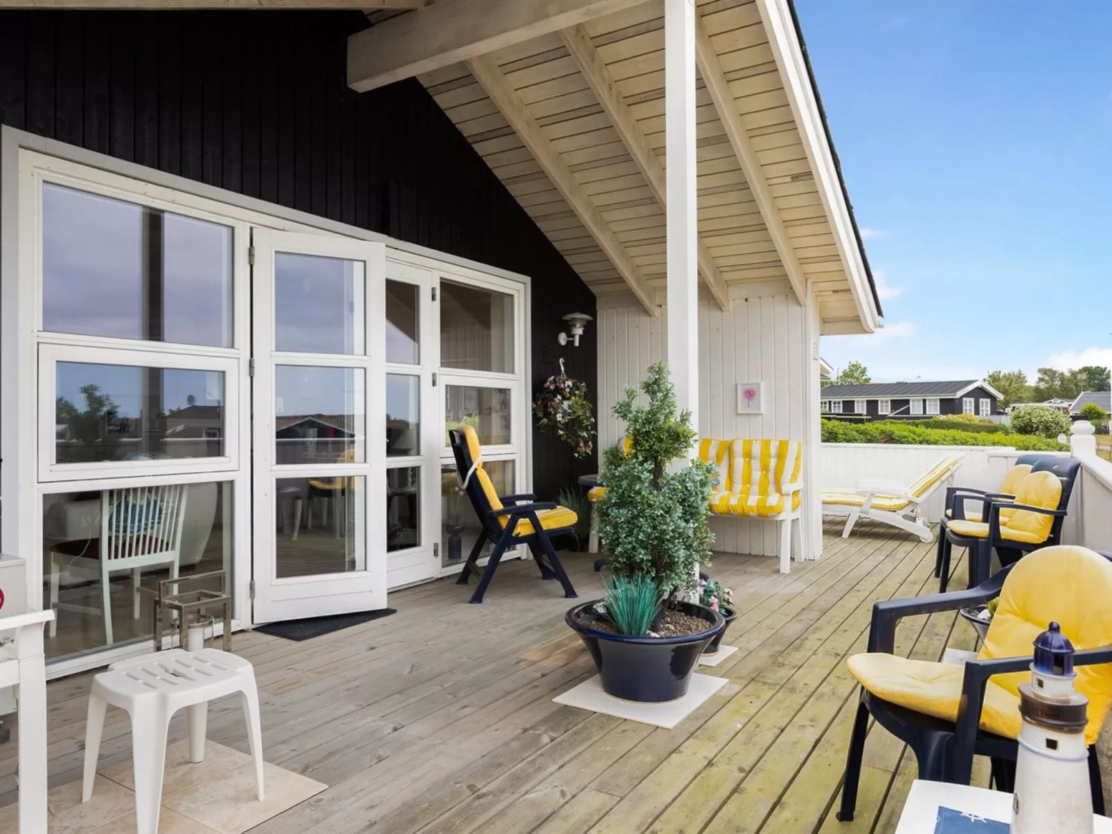 "Yvette" - 150m from the sea-Binnen