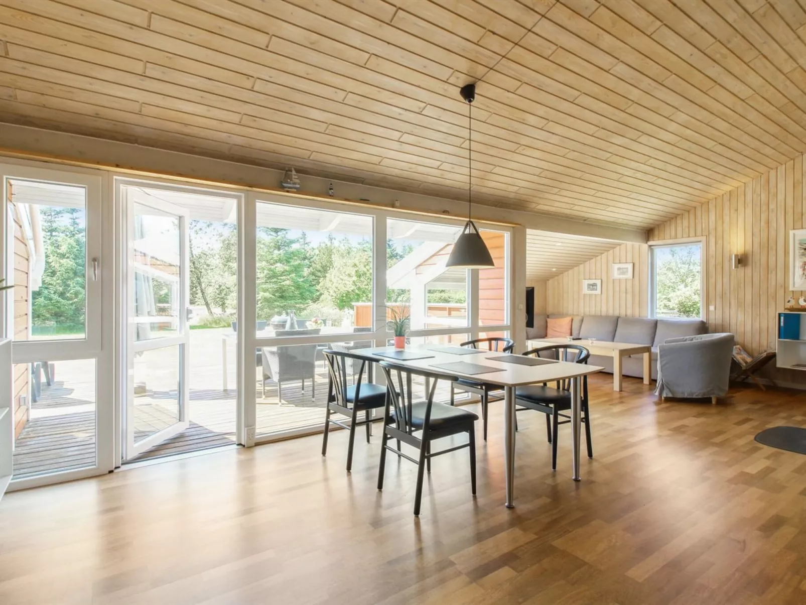 "Valda" - 1.5km from the sea-Binnen