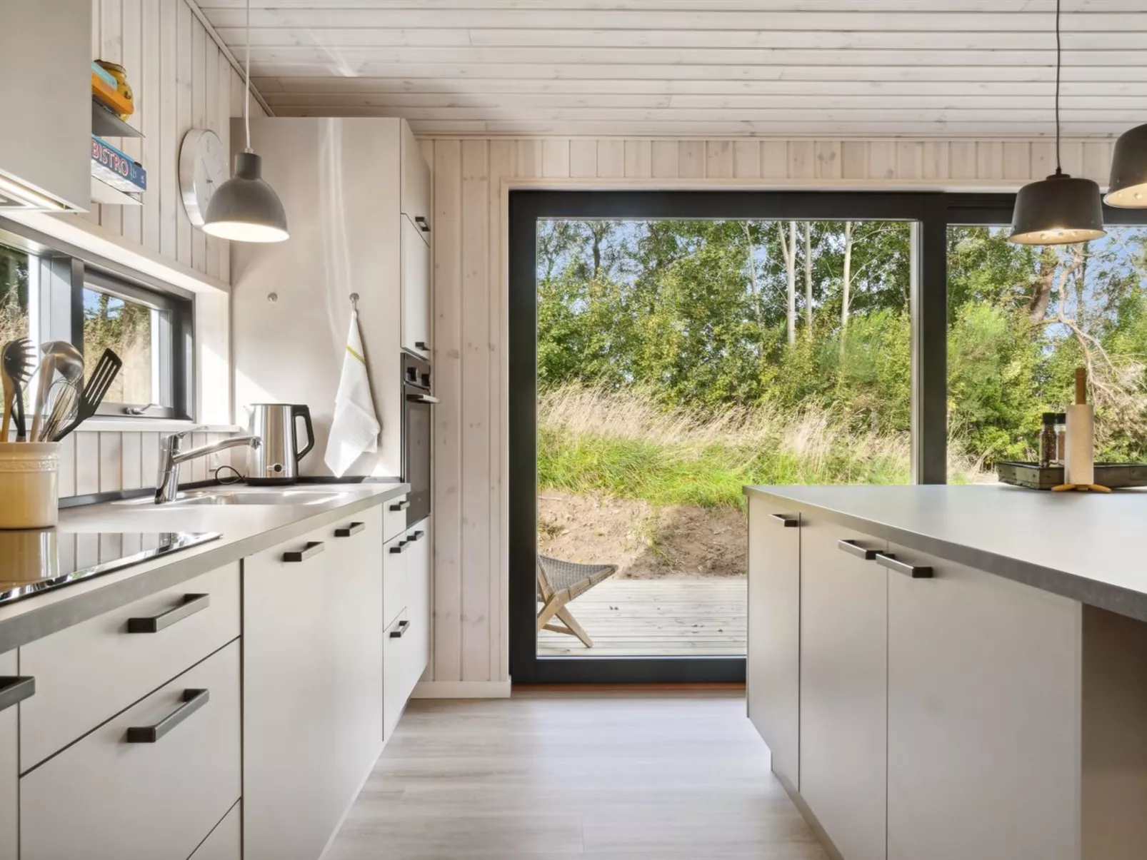 "Uma" - 1.5km from the sea-Binnen