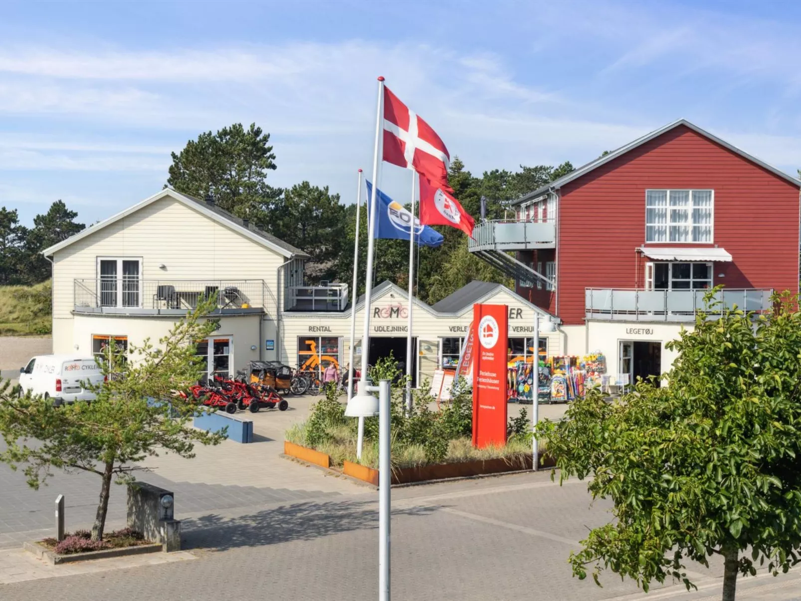"Kimi" - 100m from the sea-Buiten