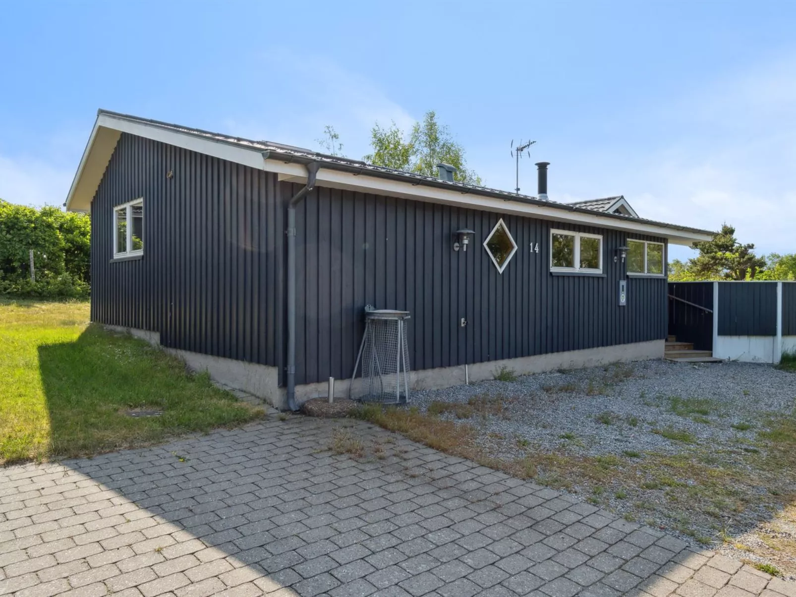 "Rafn" - 550m from the sea-Buiten