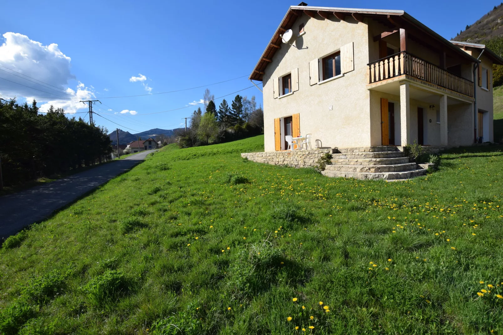 Maison de vacances - LUS-LA CROIX-HAUTE-Terrasbalkon