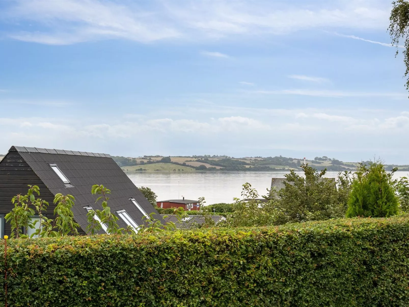 "Hjalmsvider" - 300m from the sea-Buiten