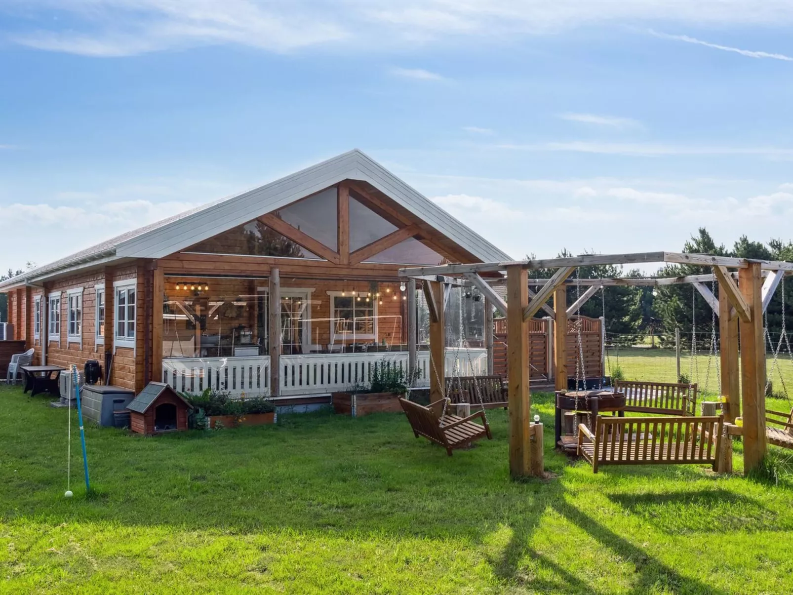 "Vicktoria" - 1.5km from the sea-Buiten
