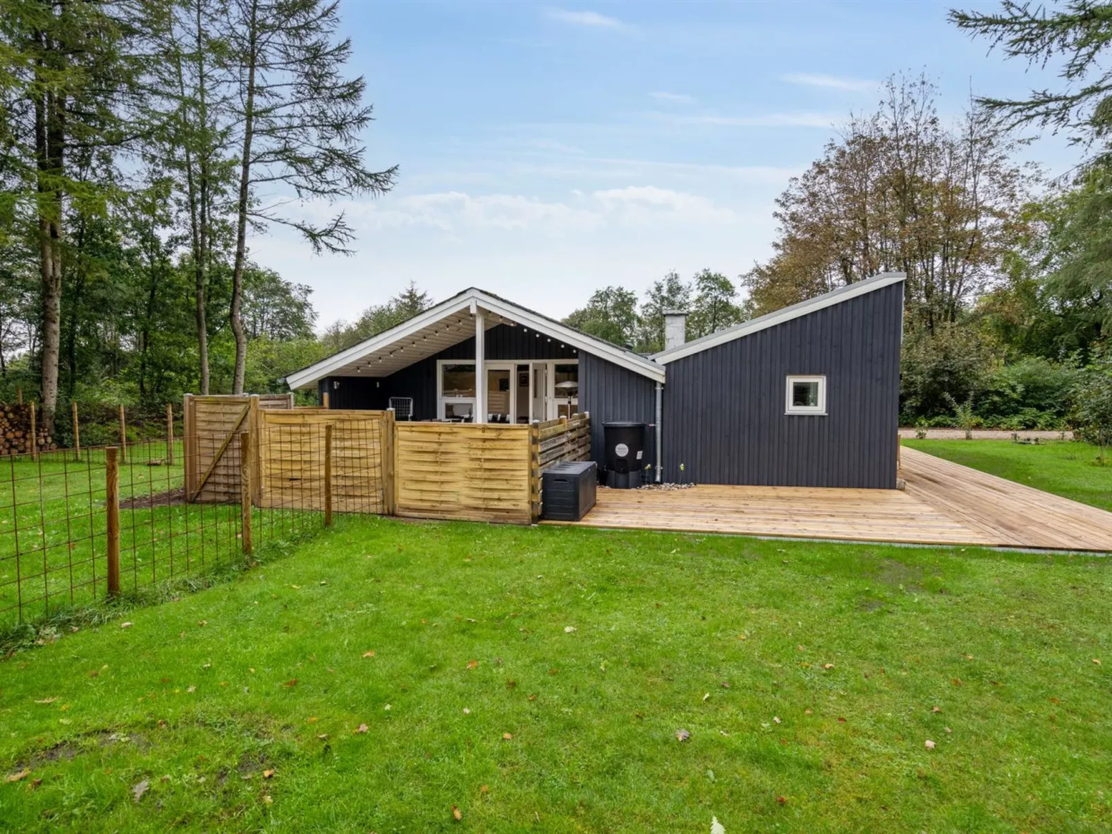 "Brynhild" - 30km from the sea-Buiten