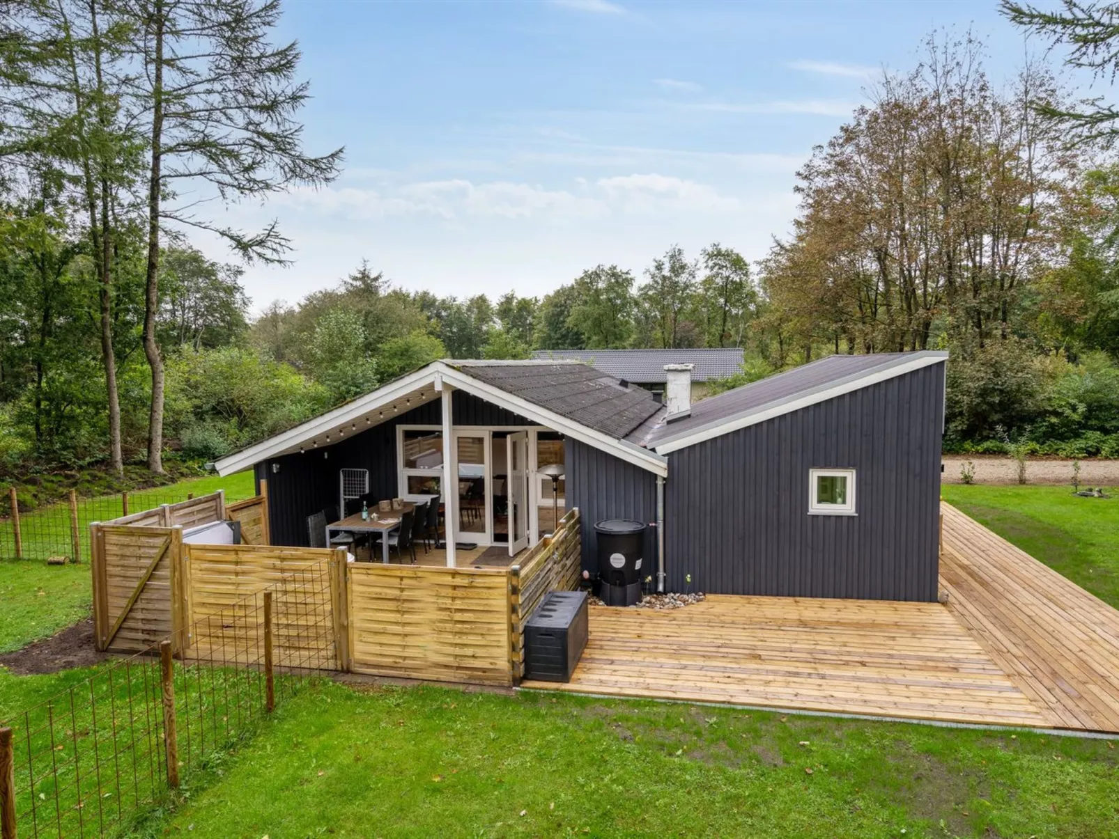 "Brynhild" - 30km from the sea-Buiten