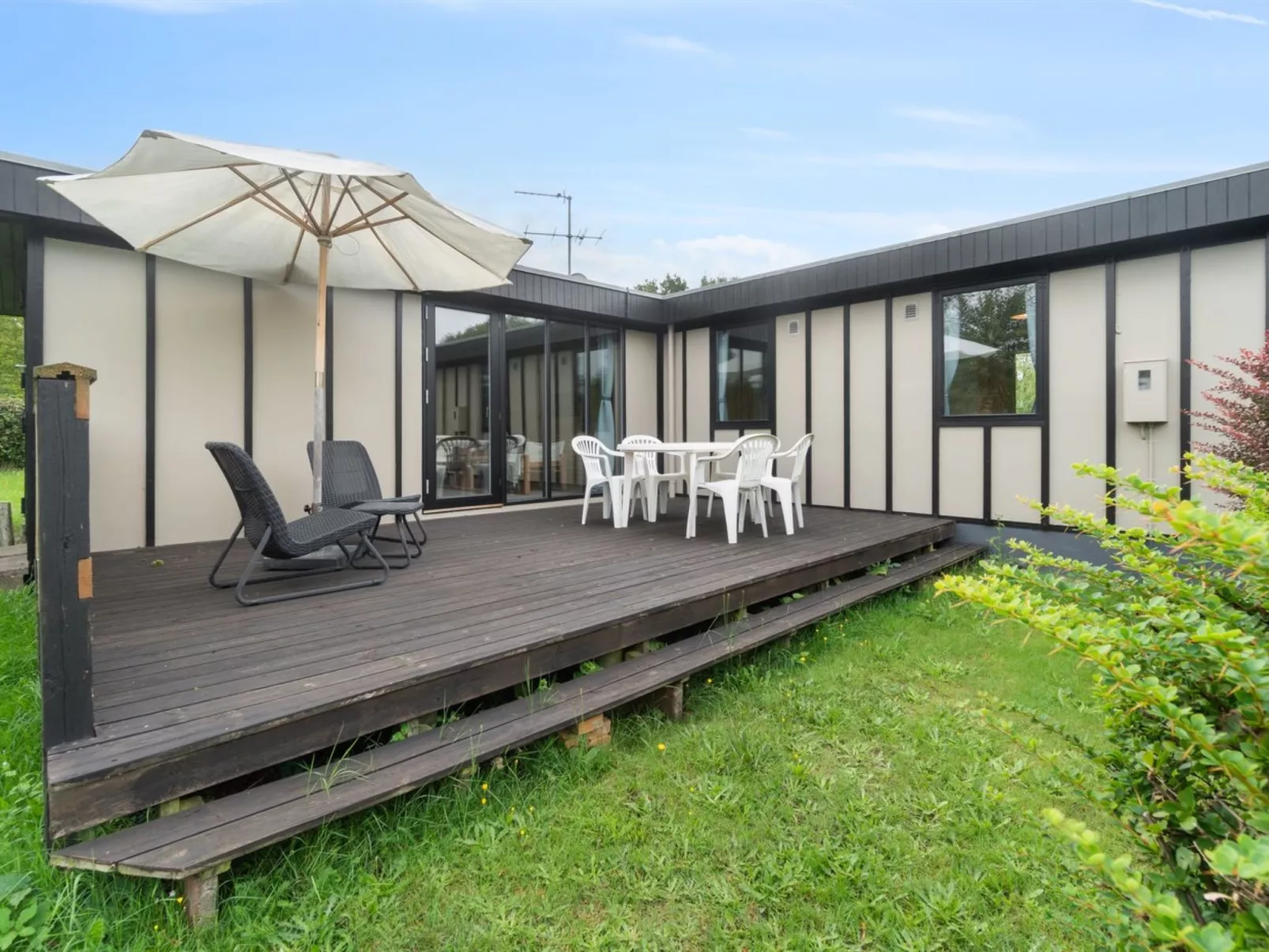 "Morten" - 120m from the sea-Binnen