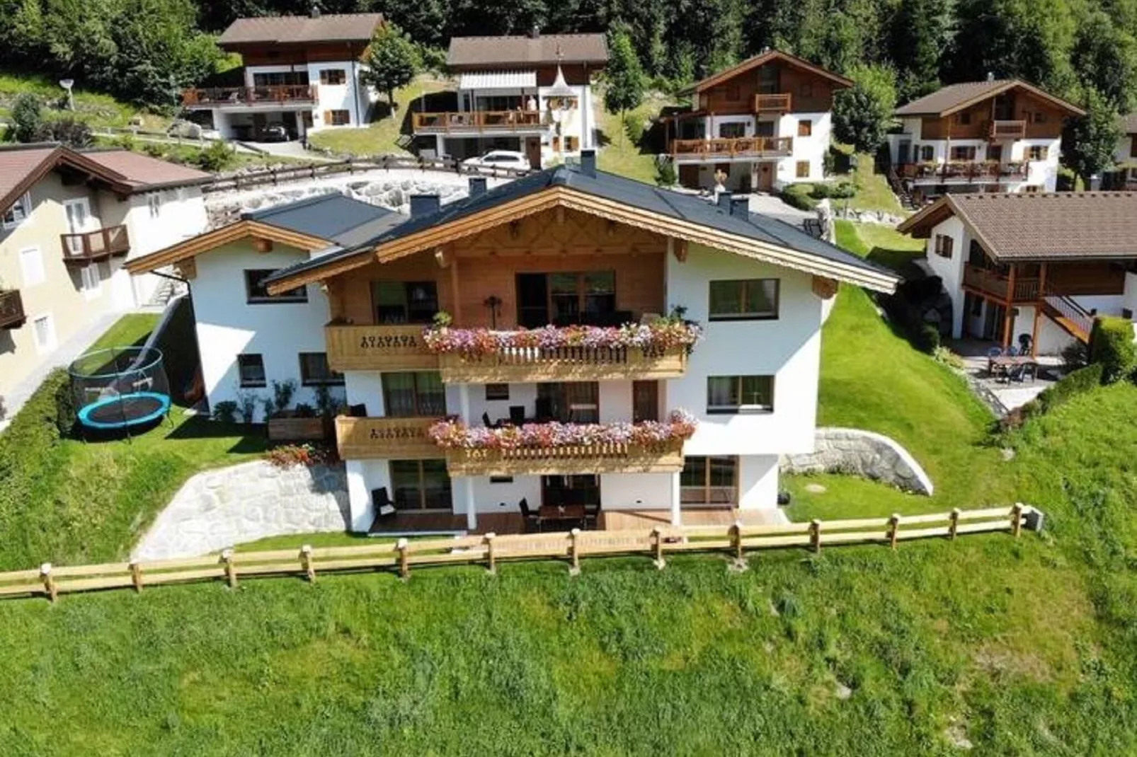 Salzach Appartement Wald 1-Buitenkant zomer