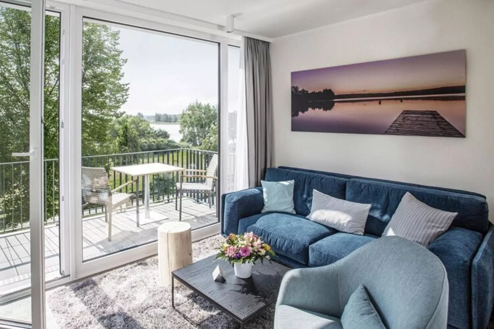 Apartments im MAREMÜRITZ Yachthafen Resort & Spa / Aurora Müritzblick 2 Personen-Woonkamer