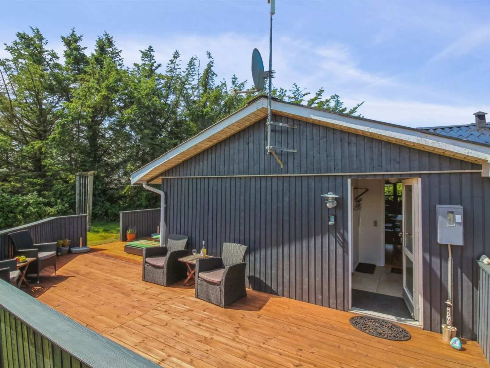 "Wisti" - 600m from the sea-Buiten