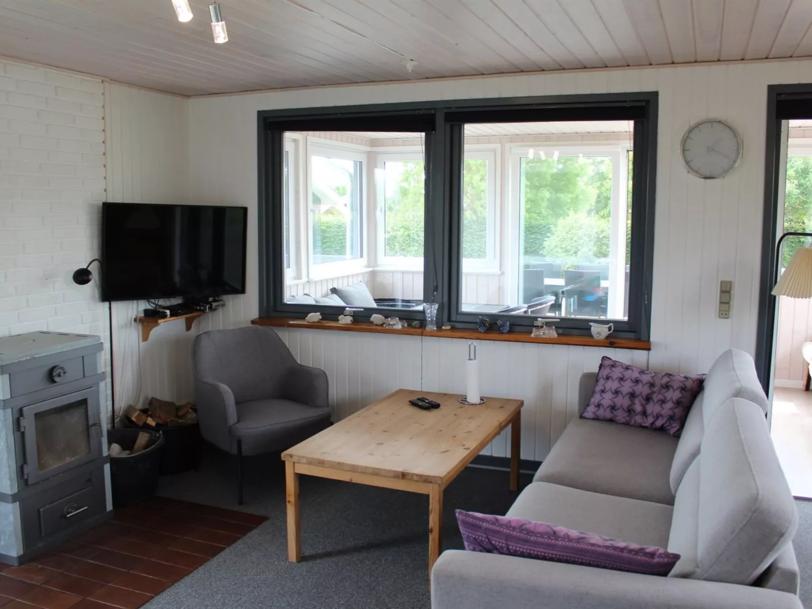 "Jannik" - 300m from the sea-Binnen